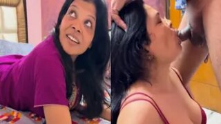 Beautiful Bhabhi Muh Choda Chote Lund Wale Ladke