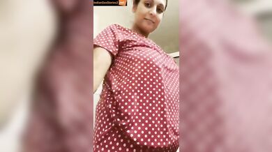 Sexy Punjabi Mom Boobs Milking Live Video
